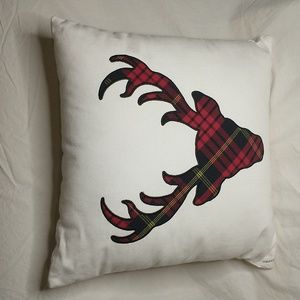 🎁 Maurices Plaid Deer Head Mini Throw Pillow
